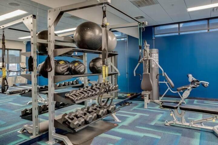 Large Downtown 2Br -Hot Tub-Downtown! Apartamento Des Moines Exterior foto
