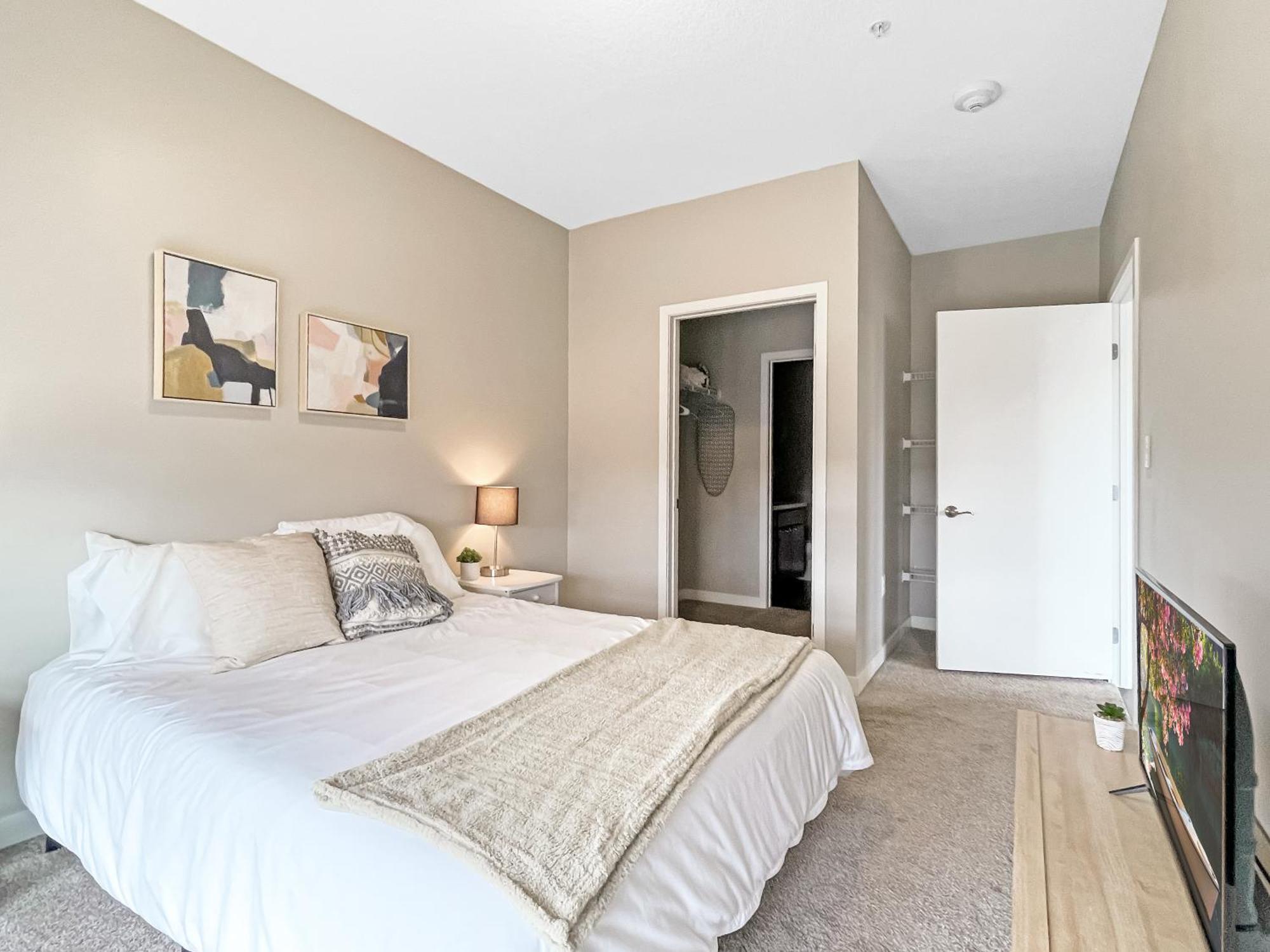 Large Downtown 2Br -Hot Tub-Downtown! Apartamento Des Moines Exterior foto