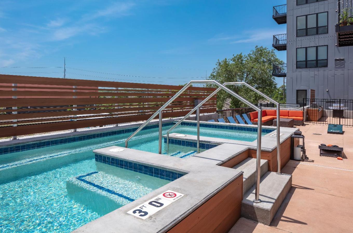 Large Downtown 2Br -Hot Tub-Downtown! Apartamento Des Moines Exterior foto